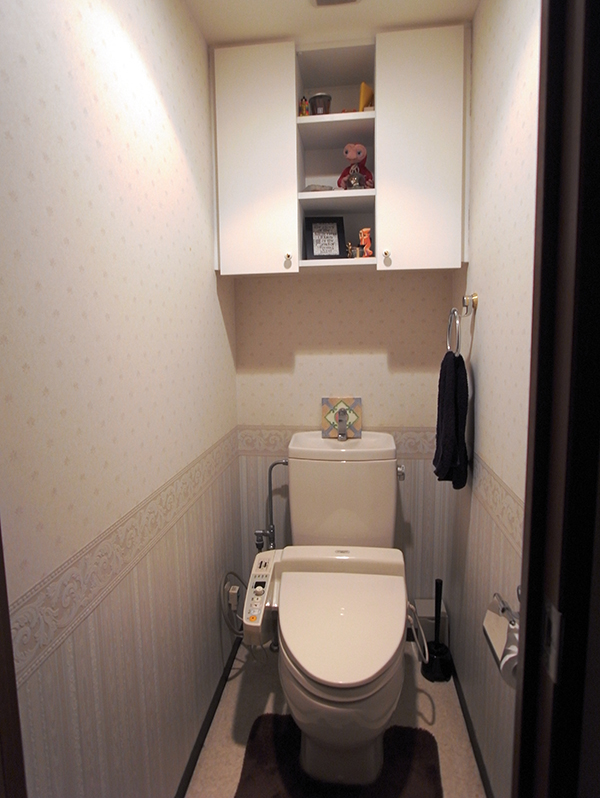 【tk018】トイレ吊戸棚 扉交換