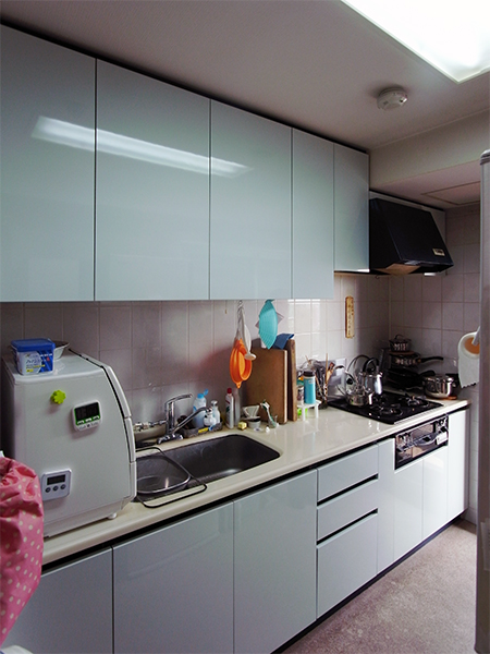 中古マンション購入後にキッチン扉を交換する方法｜リノベより安く理想の空間へ